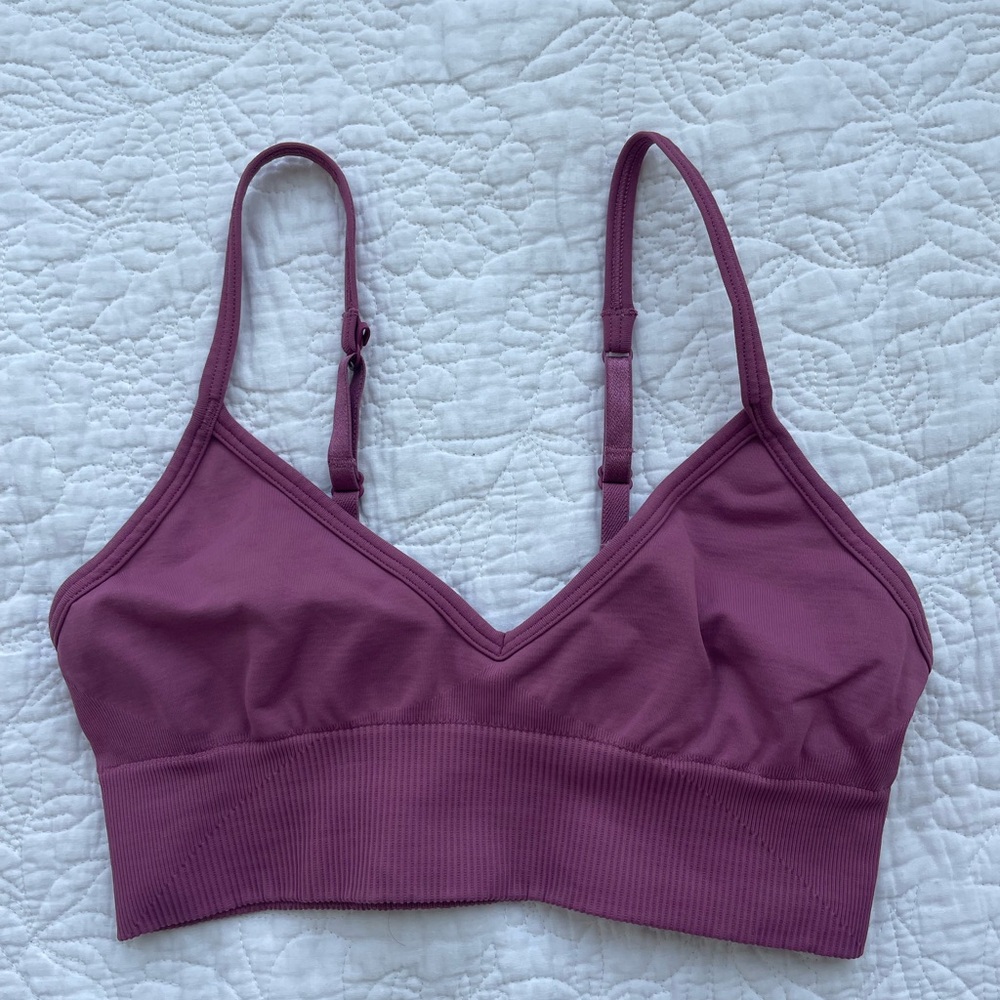Lululemon Mauve Ebb to Street Bra